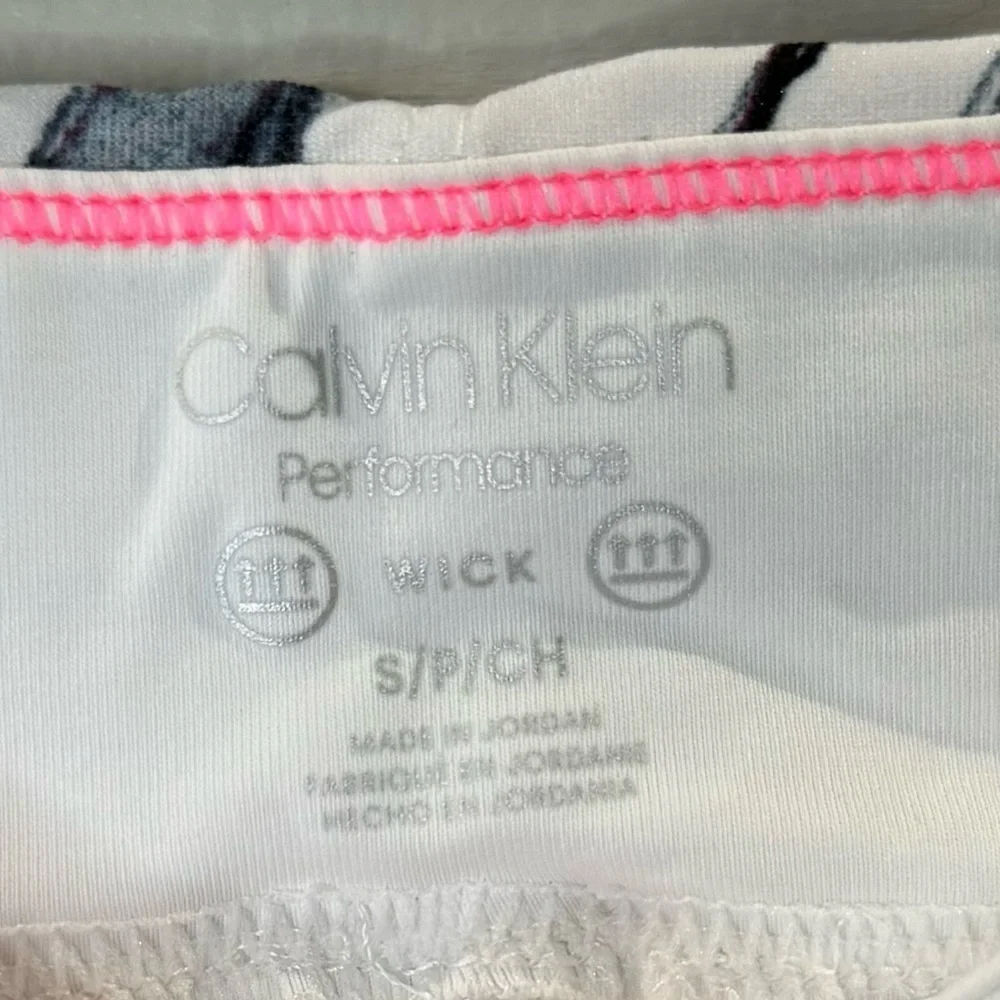 Calvin Klein | Floral Performance Women's Magnolia Print Small